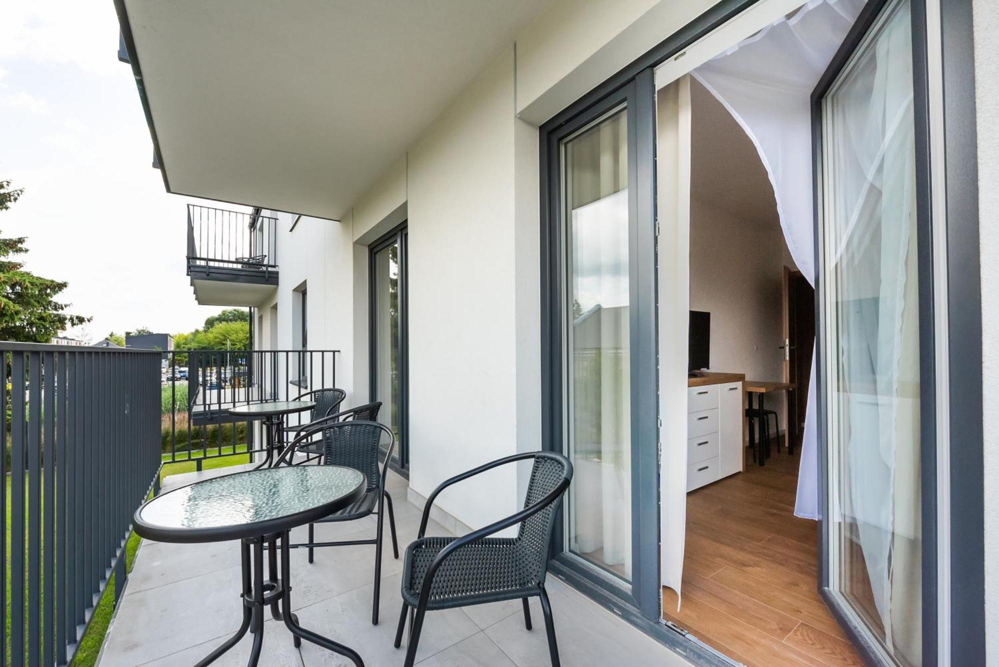 Hohome Comfy Apartments Varsó Kültér fotó