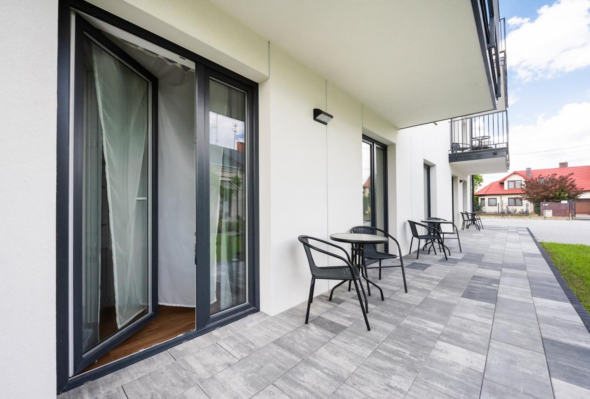 Hohome Comfy Apartments Varsó Kültér fotó